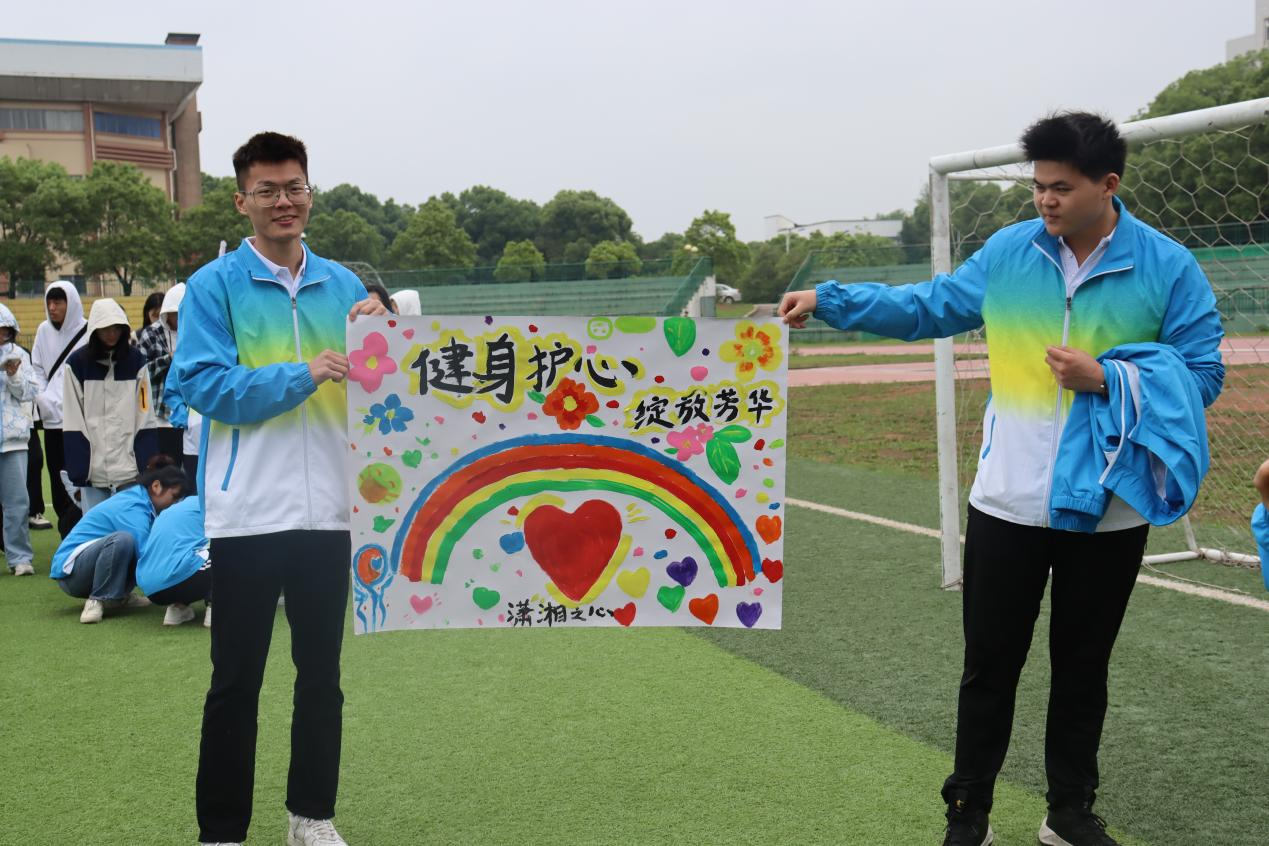 17daaf6a5f6b4ce6a2858fe2e52f19da.png 17daaf6a5f6b4ce6a2858fe2e52f19da.png